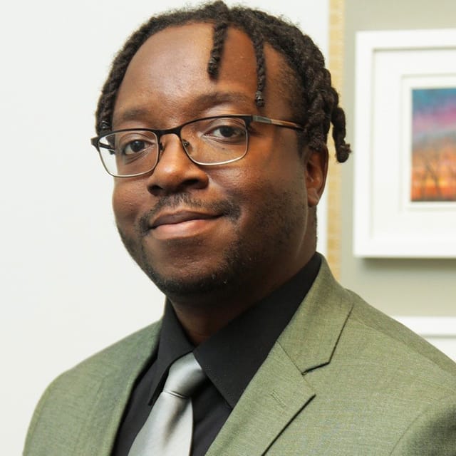 Headshot of Donald Bell